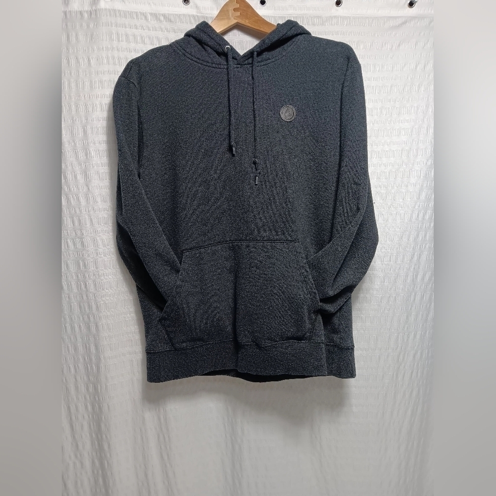 Volcom boys Hoodie.  Size L